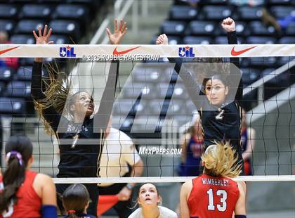 Thumbnail 1 in Wimberley vs. Eagle Mountain (UIL 4A D2 Volleyball Final) photogallery.