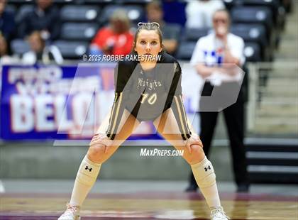 Thumbnail 2 in Wimberley vs. Eagle Mountain (UIL 4A D2 Volleyball Final) photogallery.