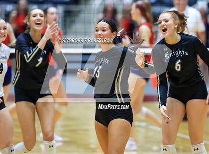 Thumbnail 1 in Wimberley vs. Eagle Mountain (UIL 4A D2 Volleyball Final) photogallery.