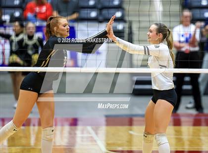 Thumbnail 1 in Wimberley vs. Eagle Mountain (UIL 4A D2 Volleyball Final) photogallery.