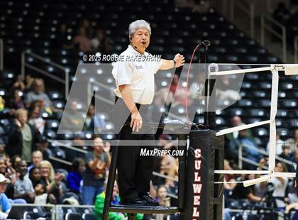 Thumbnail 3 in Wimberley vs. Eagle Mountain (UIL 4A D2 Volleyball Final) photogallery.