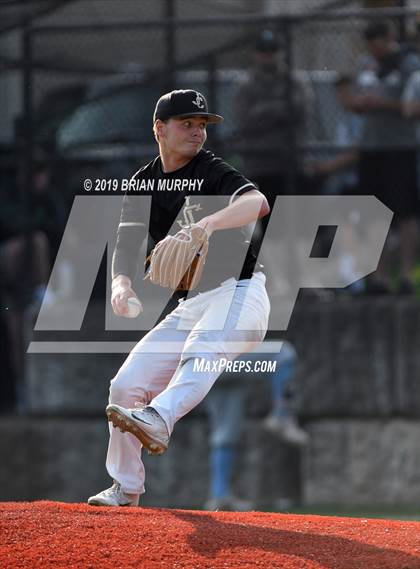 Thumbnail 3 in South Salem vs Jesuit (OSAA 6A Semifinal) photogallery.