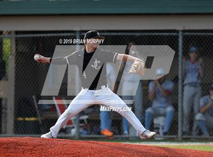 Thumbnail 1 in South Salem vs Jesuit (OSAA 6A Semifinal) photogallery.