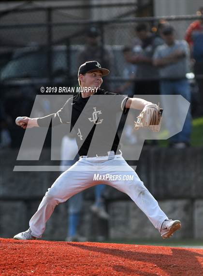 Thumbnail 2 in South Salem vs Jesuit (OSAA 6A Semifinal) photogallery.