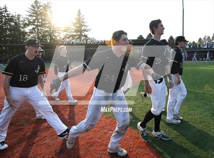 Thumbnail 1 in South Salem vs Jesuit (OSAA 6A Semifinal) photogallery.