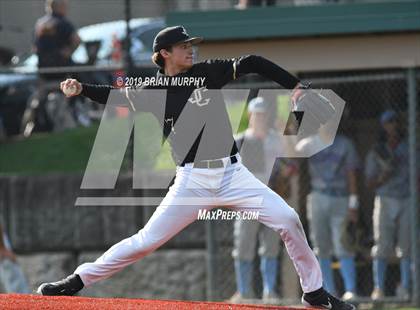 Thumbnail 3 in South Salem vs Jesuit (OSAA 6A Semifinal) photogallery.