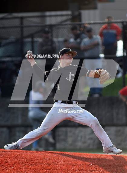 Thumbnail 3 in South Salem vs Jesuit (OSAA 6A Semifinal) photogallery.
