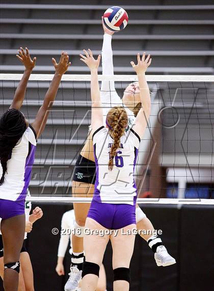Thumbnail 2 in Waxahachie vs. Franklin photogallery.