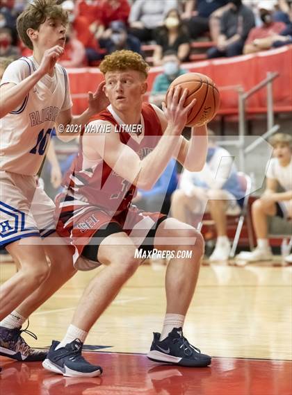 Thumbnail 2 in St. Henry vs Highlands (ninth region semifinal) photogallery.