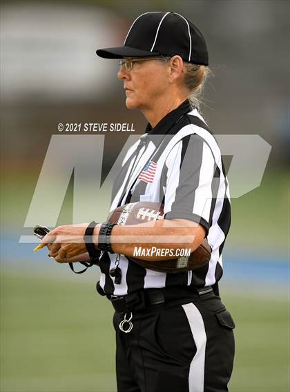 Thumbnail 3 in Army-Navy @ La Jolla Country Day photogallery.