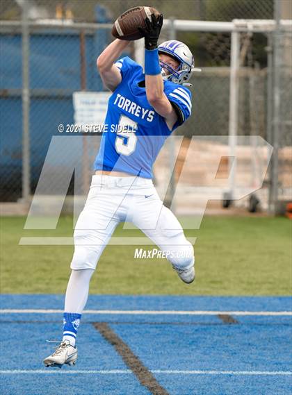 Thumbnail 3 in Army-Navy @ La Jolla Country Day photogallery.
