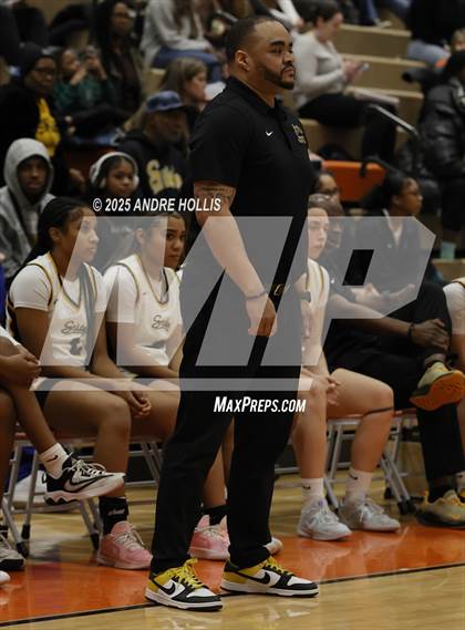 Thumbnail 2 in Fort Wayne Northrop vs. Fort Wayne Snider photogallery.