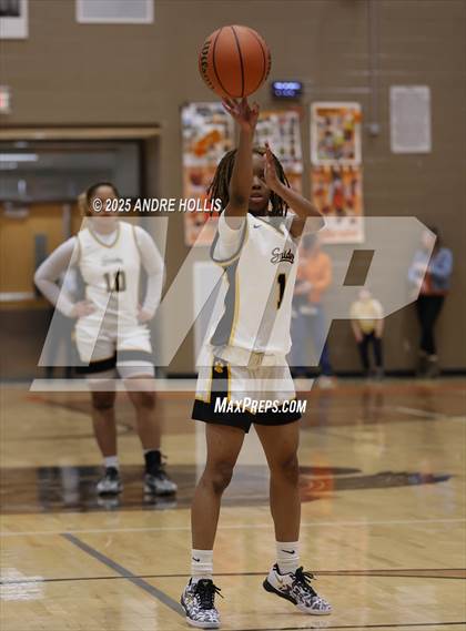 Thumbnail 2 in Fort Wayne Northrop vs. Fort Wayne Snider photogallery.