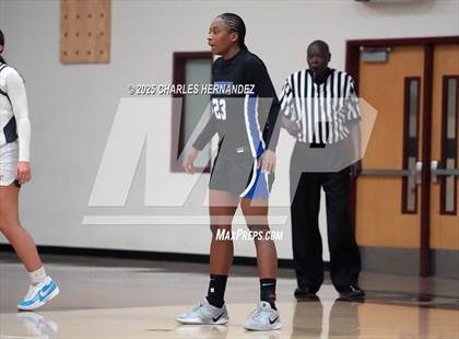 Thumbnail 3 in Barbers Hill vs. North Crowley (Aggieland Invitational) photogallery.