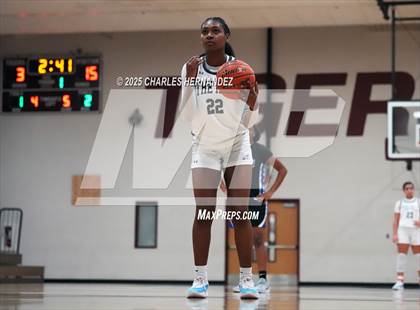 Thumbnail 3 in Barbers Hill vs. North Crowley (Aggieland Invitational) photogallery.