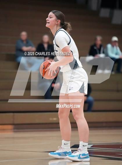 Thumbnail 1 in Barbers Hill vs. North Crowley (Aggieland Invitational) photogallery.