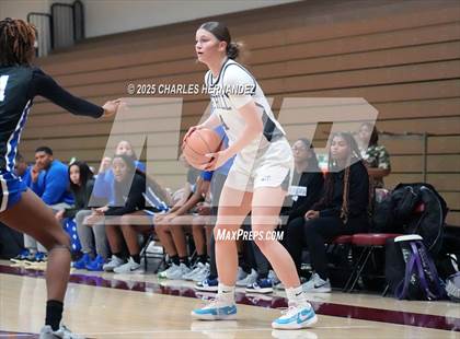 Thumbnail 1 in Barbers Hill vs. North Crowley (Aggieland Invitational) photogallery.