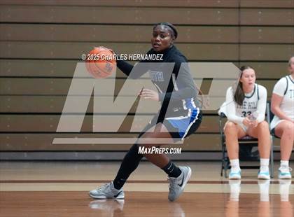 Thumbnail 2 in Barbers Hill vs. North Crowley (Aggieland Invitational) photogallery.