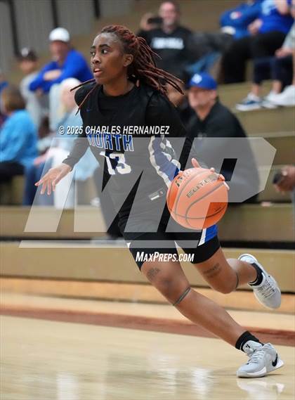 Thumbnail 3 in Barbers Hill vs. North Crowley (Aggieland Invitational) photogallery.