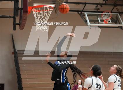Thumbnail 1 in Barbers Hill vs. North Crowley (Aggieland Invitational) photogallery.