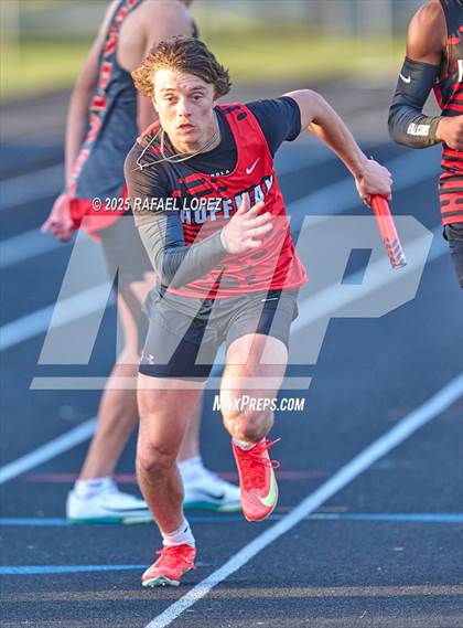 Thumbnail 3 in Spartan Relays (4x400M) photogallery.
