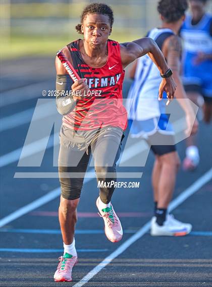 Thumbnail 3 in Spartan Relays (4x400M) photogallery.