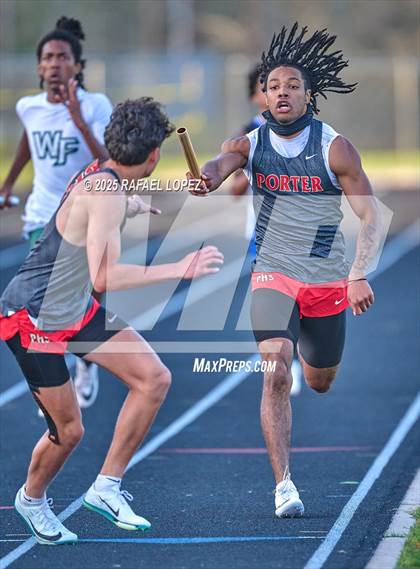 Thumbnail 2 in Spartan Relays (4x400M) photogallery.