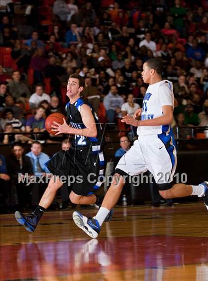 Thumbnail 1 in North Crowley vs. Plano West (Texas 5A Region 1 Semifinal) photogallery.