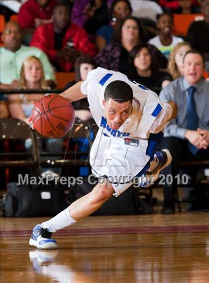 Thumbnail 2 in North Crowley vs. Plano West (Texas 5A Region 1 Semifinal) photogallery.