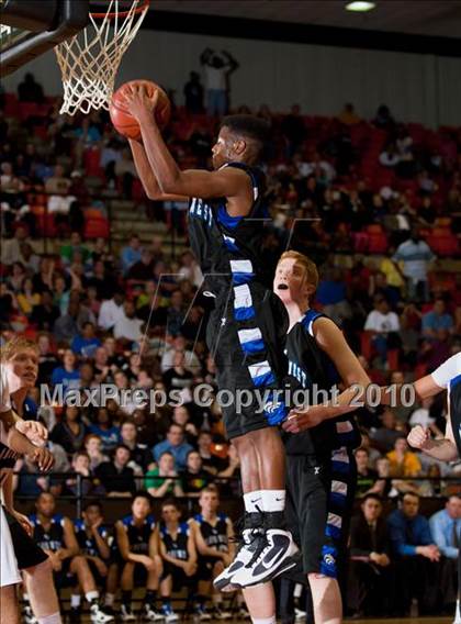 Thumbnail 1 in North Crowley vs. Plano West (Texas 5A Region 1 Semifinal) photogallery.