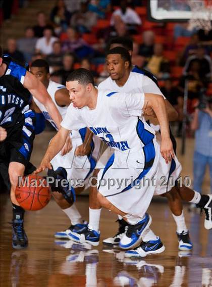Thumbnail 1 in North Crowley vs. Plano West (Texas 5A Region 1 Semifinal) photogallery.