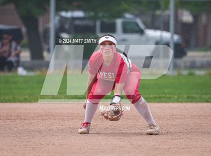 Thumbnail 3 in Roy @ West (UHSAA 5A Regional) photogallery.