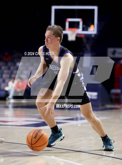 Thumbnail 3 in Desert Christian vs Benson (MLK Basketball Classic) photogallery.