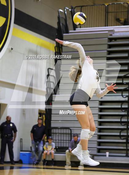 Thumbnail 3 in Athens @ Crandall photogallery.