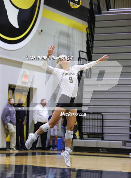 Thumbnail 3 in Athens @ Crandall photogallery.