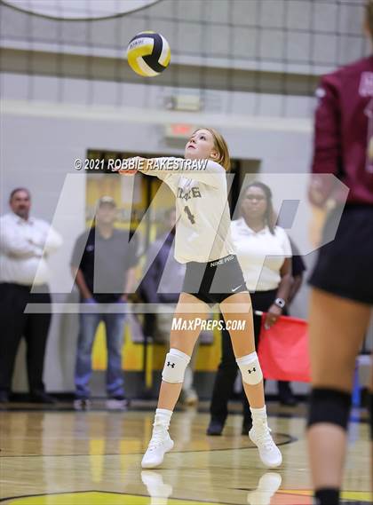 Thumbnail 3 in Athens @ Crandall photogallery.