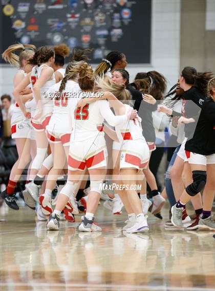 Thumbnail 1 in Grantsville vs. Judge Memorial (UHSAA 3A Semifinals) photogallery.