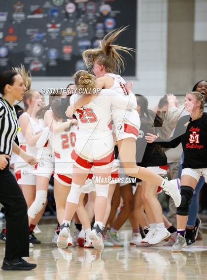 Thumbnail 3 in Grantsville vs. Judge Memorial (UHSAA 3A Semifinals) photogallery.