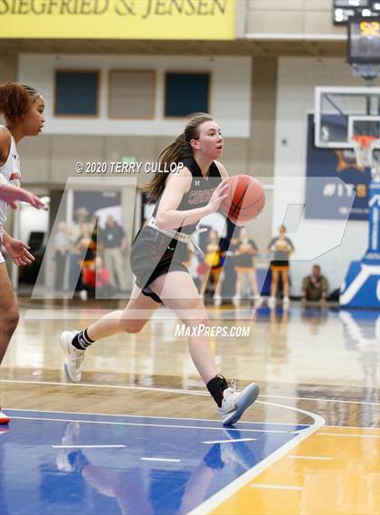 Thumbnail 1 in Grantsville vs. Judge Memorial (UHSAA 3A Semifinals) photogallery.