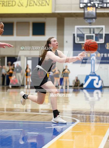Thumbnail 2 in Grantsville vs. Judge Memorial (UHSAA 3A Semifinals) photogallery.