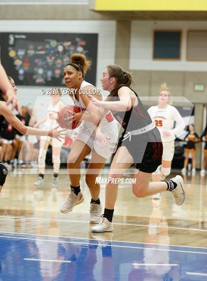 Thumbnail 1 in Grantsville vs. Judge Memorial (UHSAA 3A Semifinals) photogallery.