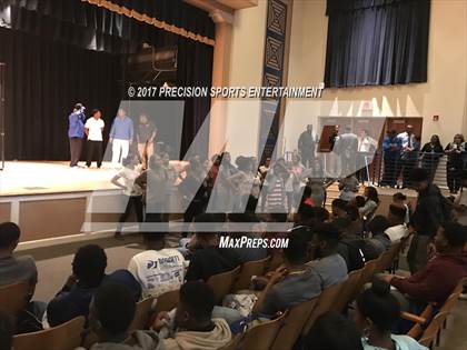 Thumbnail 3 in Dudley TOC Ceremony photogallery.