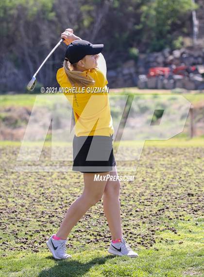 Thumbnail 1 in River Oaks Girls Golf Meet photogallery.