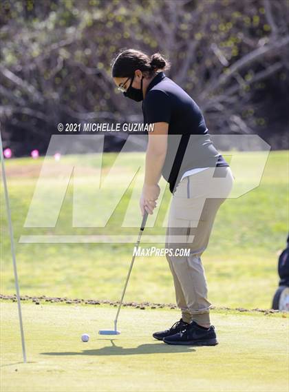 Thumbnail 1 in River Oaks Girls Golf Meet photogallery.