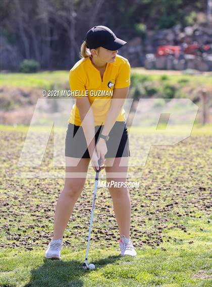 Thumbnail 3 in River Oaks Girls Golf Meet photogallery.