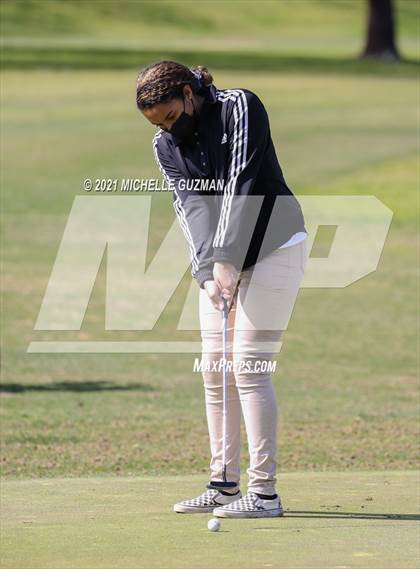 Thumbnail 1 in River Oaks Girls Golf Meet photogallery.