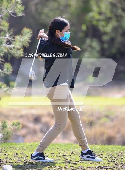 Thumbnail 1 in River Oaks Girls Golf Meet photogallery.