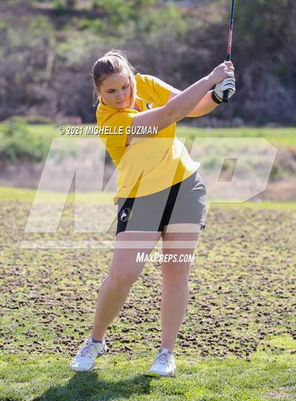 Thumbnail 3 in River Oaks Girls Golf Meet photogallery.