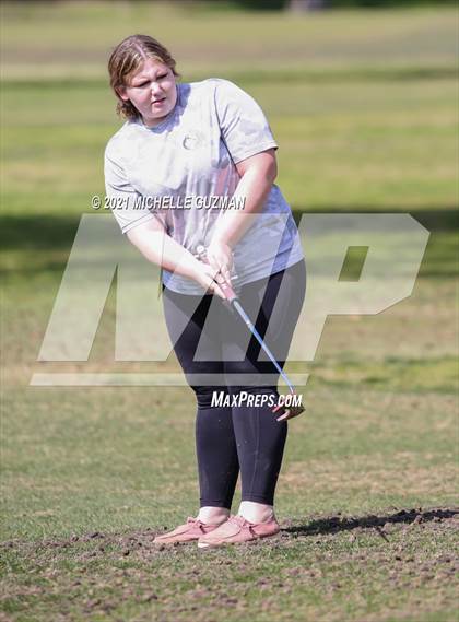 Thumbnail 2 in River Oaks Girls Golf Meet photogallery.