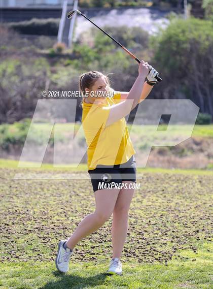 Thumbnail 1 in River Oaks Girls Golf Meet photogallery.